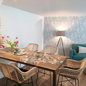 https://appartement-situ-dans-lhyper-centre-dauray.inbrittany.com
