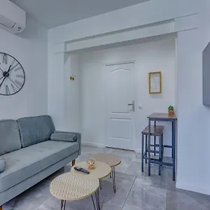 https://appartement-moderne-et-equipe-porte-de-paris.fr-paris.fr