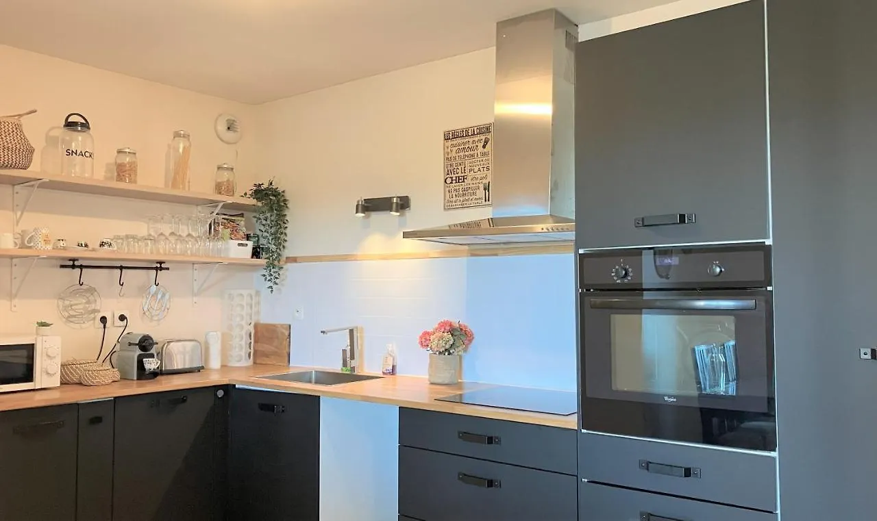 Cocon Ensoleille & Vue Sur Notre-Dame De La Garde Apartment Marseille 0*,